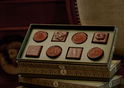 2 Years Chocolate Gift Box ＊兩週年限定巧克力夾心餅乾禮盒