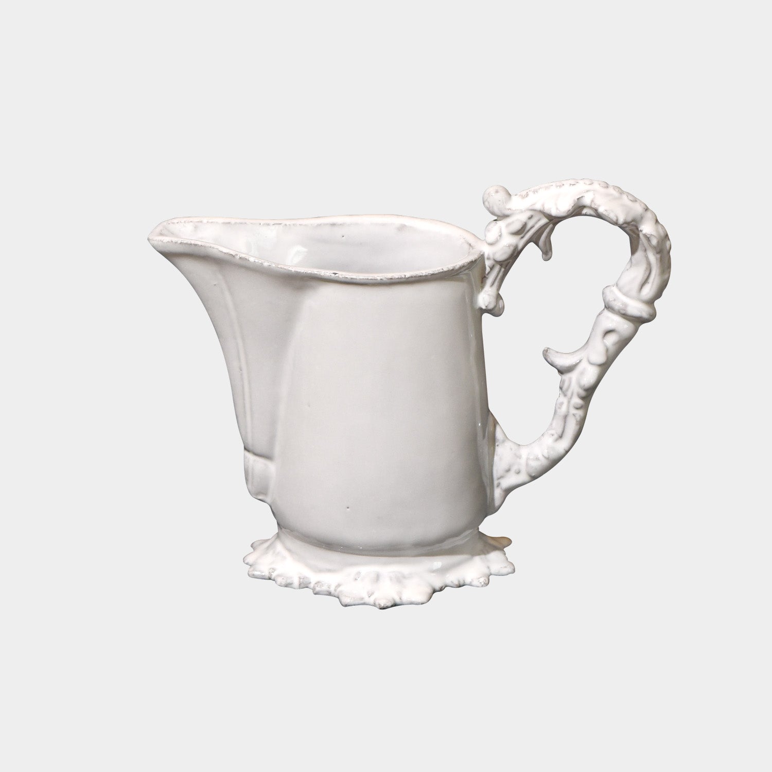 Small Tom Pitcher – VNV Patisserie et Chocolaterie